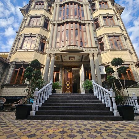 Hotel Sharq Doesjanbe Buitenkant foto