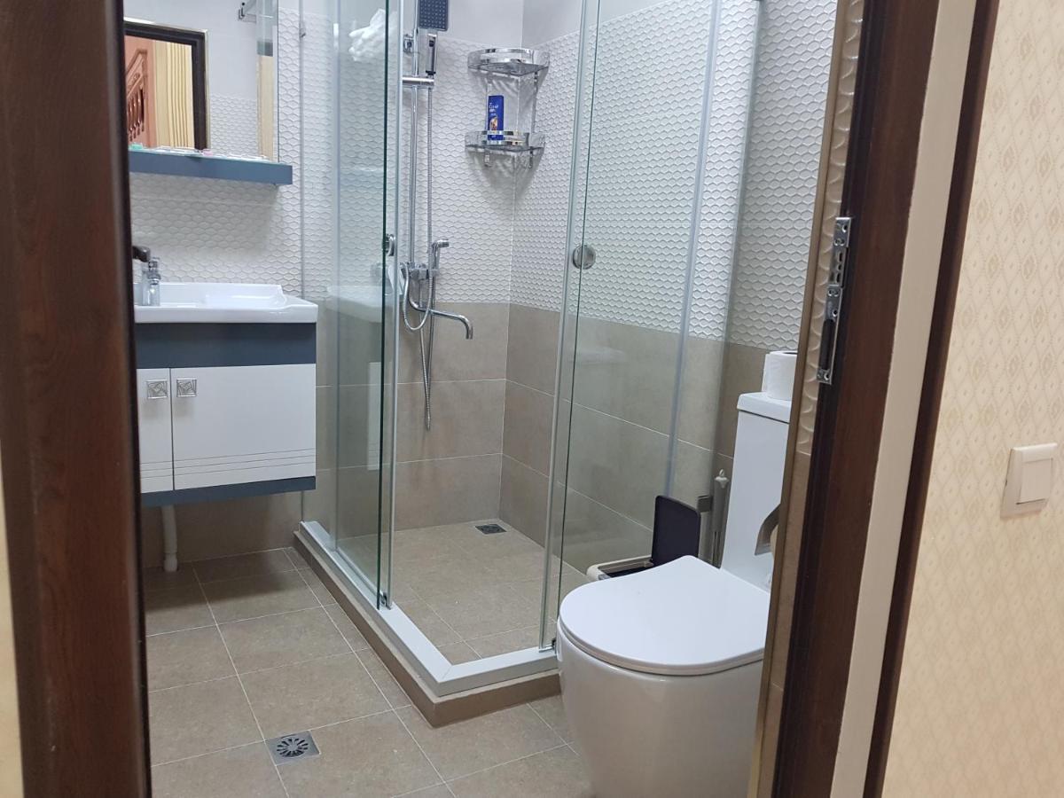Hotel Sharq Doesjanbe Buitenkant foto