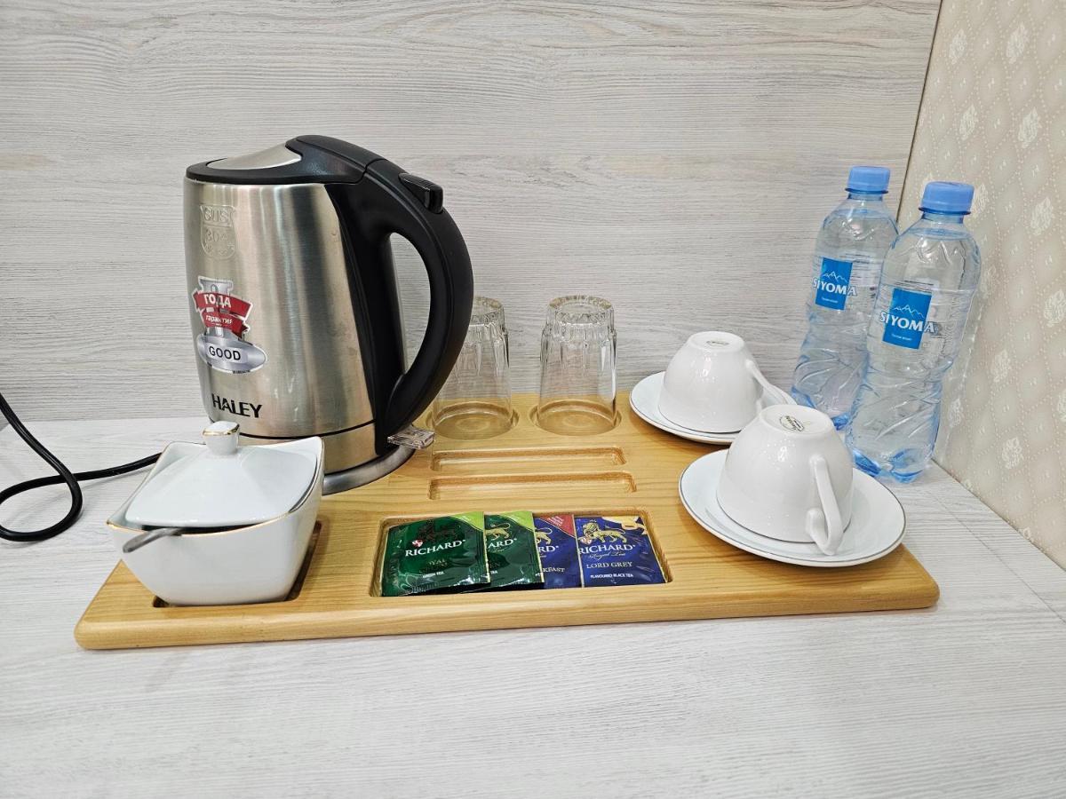 Hotel Sharq Doesjanbe Buitenkant foto